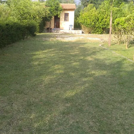 Bed & Breakfast Paradise Family