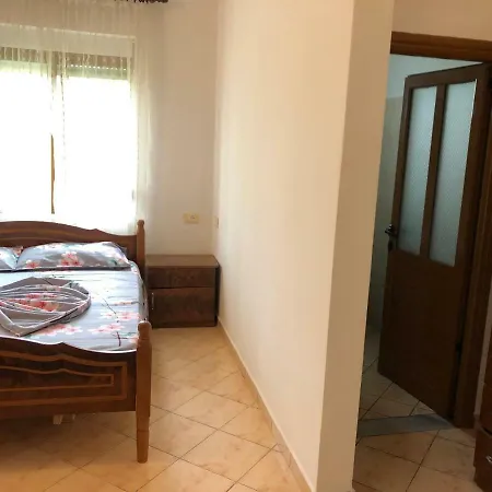 Bed & Breakfast Paradise Family Orikum